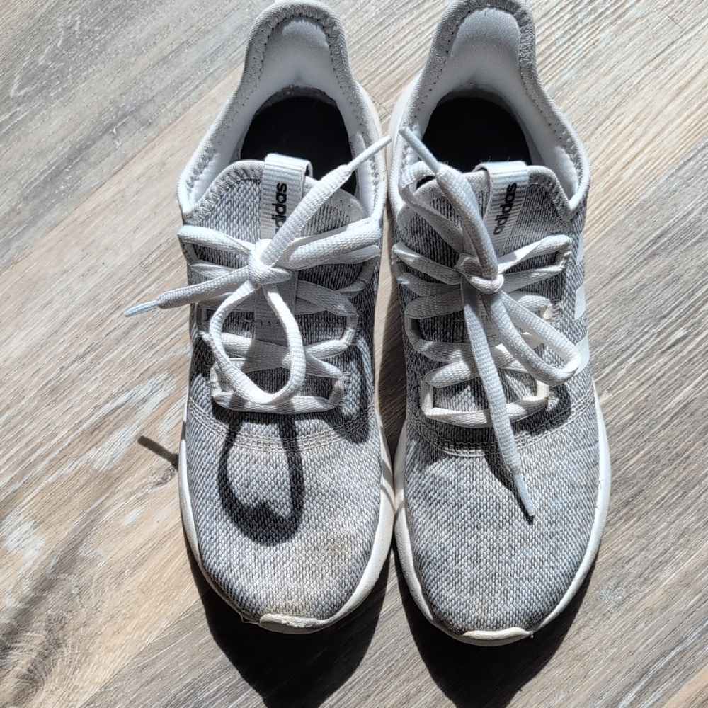adidas Women's Light Gray Knit Athletic Sneakers